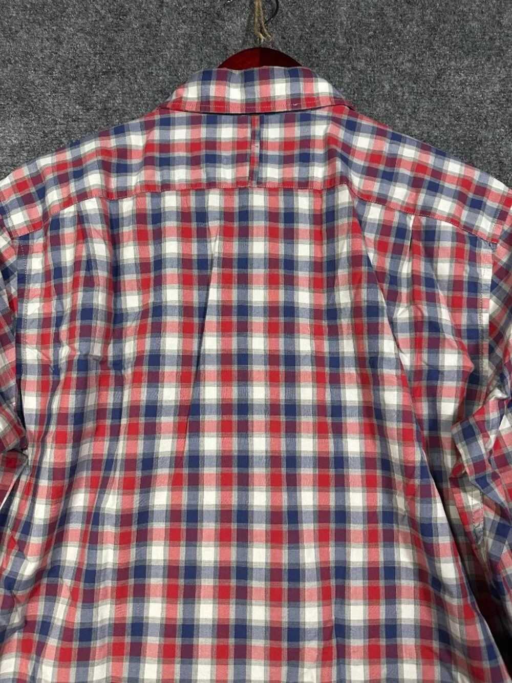 Banana Republic Shirt Mens Medium Camden Fit Red White Blue Cotton Plaid Button